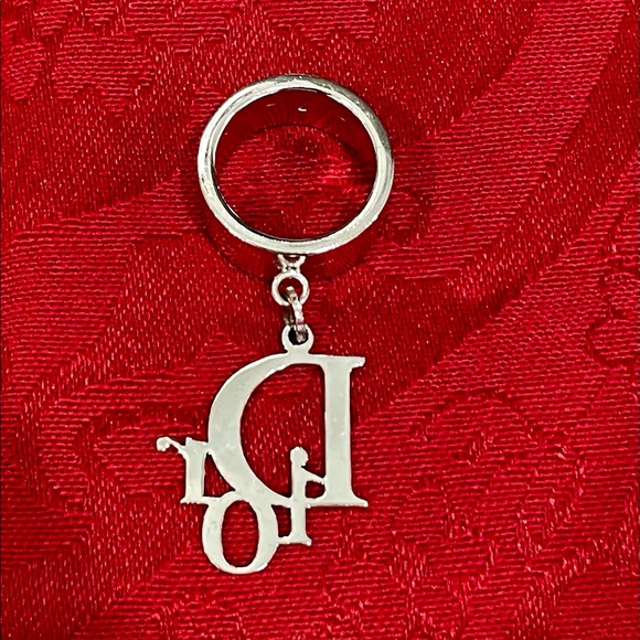 🆕 Dior Palladium Plated Logo Ring. Size 7 - Picture 4 of 10